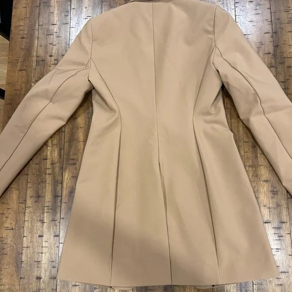 Fitted Women's Calvin Klein Tan Blazer - Picture 3 of 4